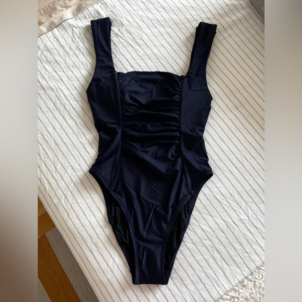 One piece swimsuit